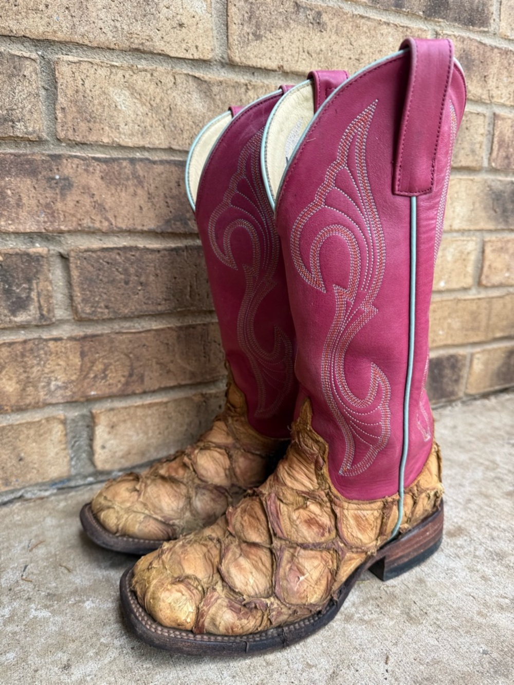 MACIE BEAN ANTIQUE SADDLE BIG BASS PINK - BOOT LADIES - M2036